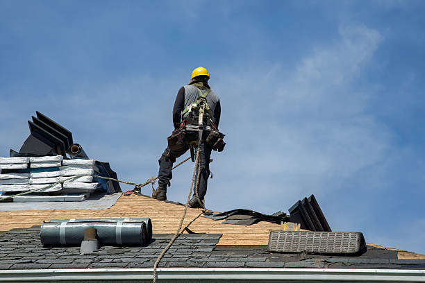 Professional Gutter Installation technician working in Lebanon, NJ